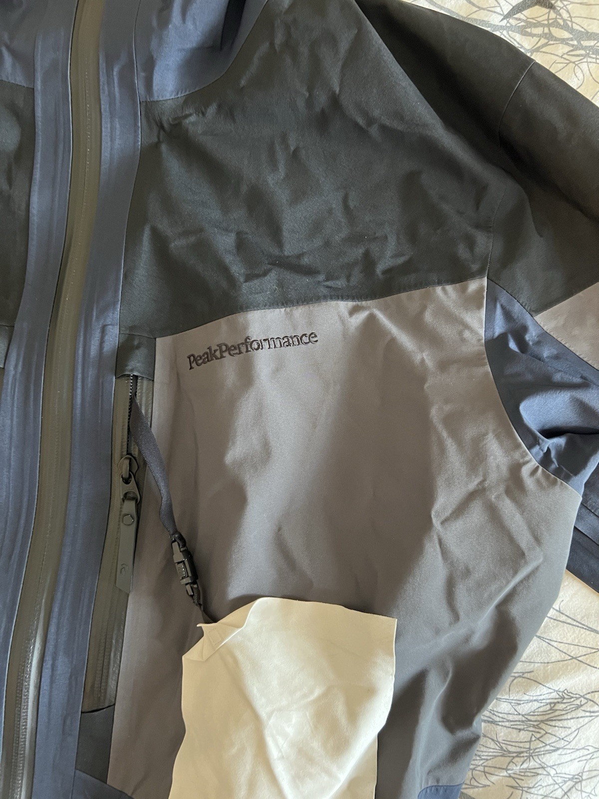 PEAK PERFORMANCE Gravity Gortex Shell XL - image 2