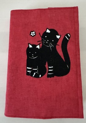   Buchhülle,Buchumschlag Etui,Einband für Taschenbuch etc.Katzen Kätzchen 