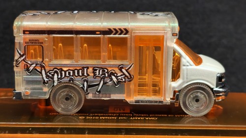 Matchbox Dream Halloween 2010 Ghoul Bus - Picture 8 of 12