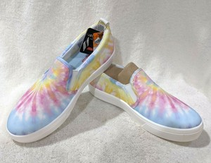 skechers poppy hippie