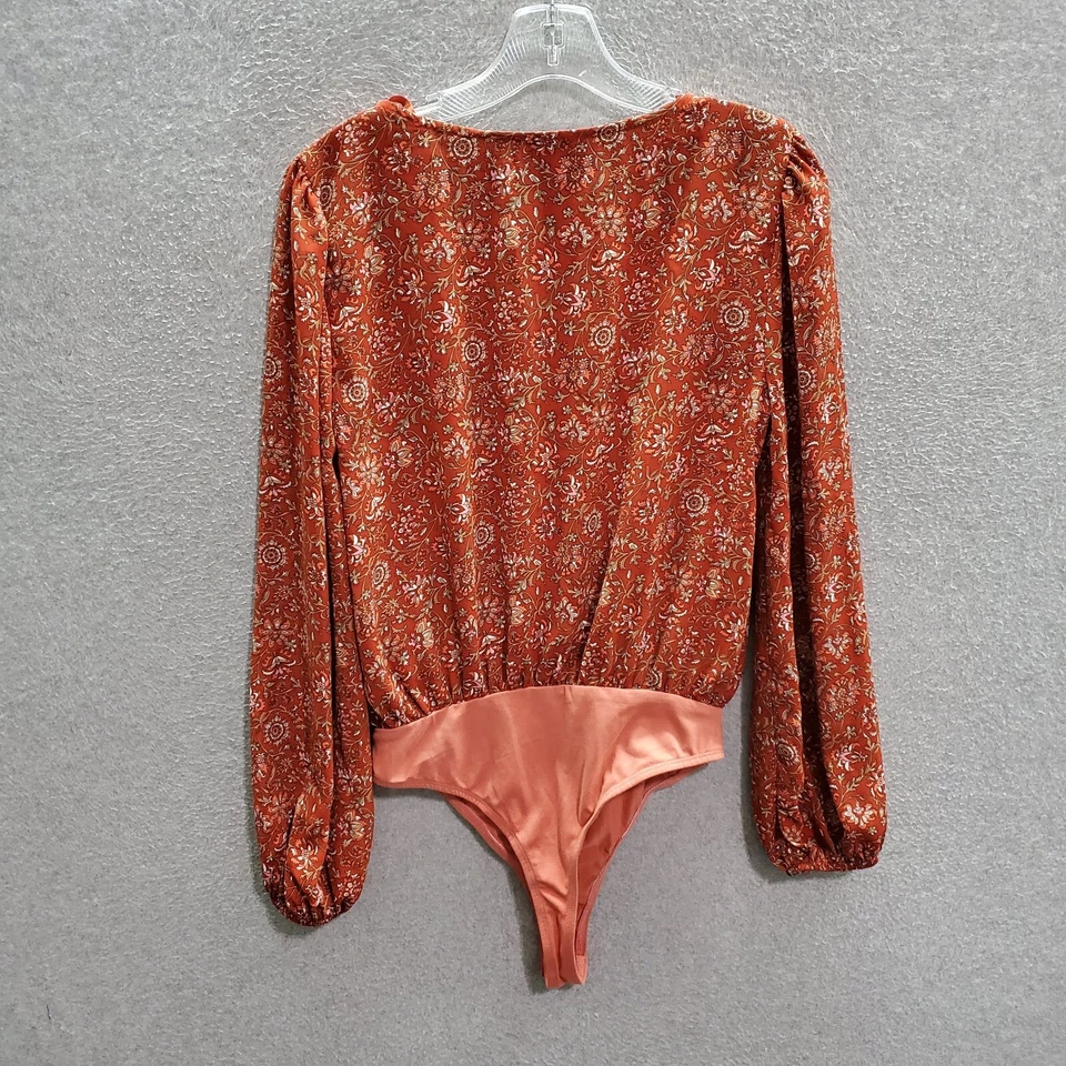 Top de mujer West Of Melrose mediano rojo a cuadros body campesino imitación envoltura LEER Foto 4 de 4