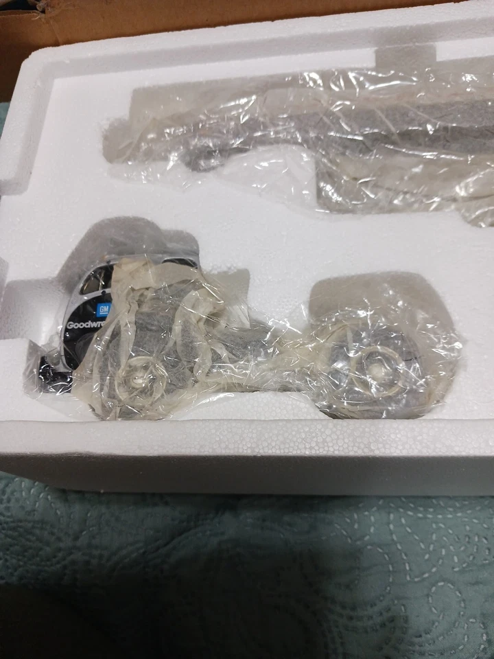 Aceite de motor First GearGoodwrench 1953 blanco 3000 tractor y tanque 1/34 #10-1959 nuevo en caja Foto 3 de 4