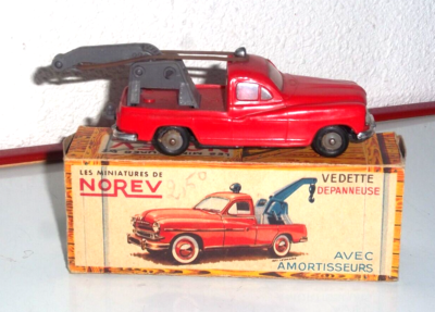 Norev 1/43 N°34 - Ford Vedette Dépanneuse Rouge - Plastique - Neuf Boîte D'origine