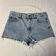 PacSun Light Wash Frayed Hem Denim Shorts 30" Waist