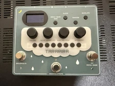 Bananana Effects TARARIRA Pitch Shift Sequencer Arpeggiator Guitar Pedal Simple