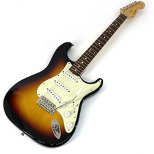 Fender Made in Japan Traditional II Stratocaster o16735 des années 60