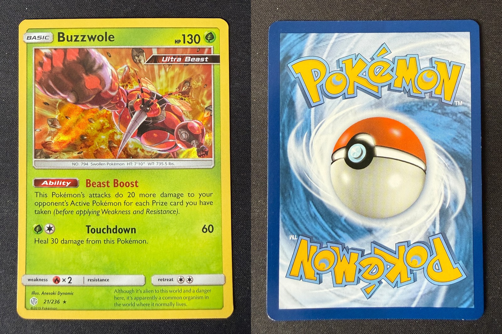 BUZZWOLE 21/236 CEC COSMIC ECLIPSE POKEMON CARD TCG NM 2019 HOLO