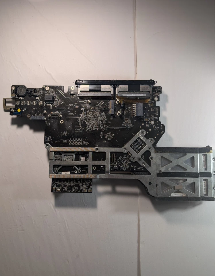 Apple iMac 24" A1225 Logic Board Motherboard with Heatsink - Image 2 of 4