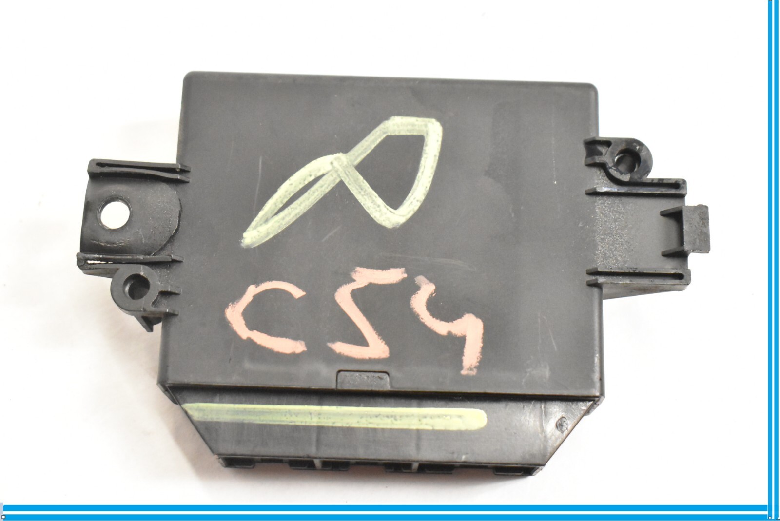 Maserati Quattroporte 2004-2008 Parking assist module P/N 203963