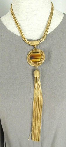 Collar Vince Camuto Marrón Cuerno Círculo Grande Borla Tono Dorado Y NUEVO $158 - Imagen 4 de 9