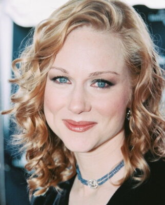 76357 LAURA LINNEY CANDID SMILING COLOR PHOTO Wall Print Poster US