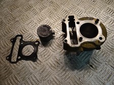 cylindre et piston quad hytrack 80 SX