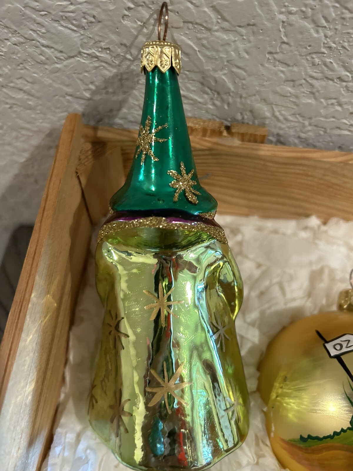 Picture 8 of 24