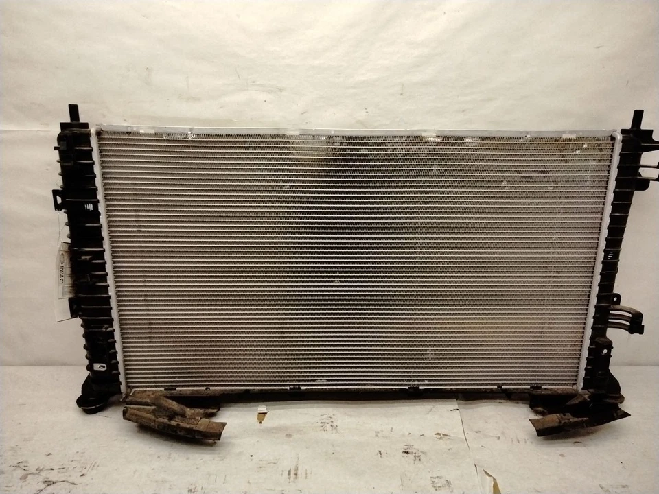 Radiator For 2024 Cadillac Escalade ESV 3029246 - Image 2 of 4