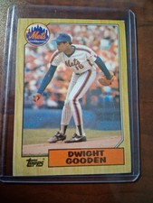 1987 TOPPS DWIGHT GOODEN ERROR CARD #130 RED DOT ON PITCHING ARM!