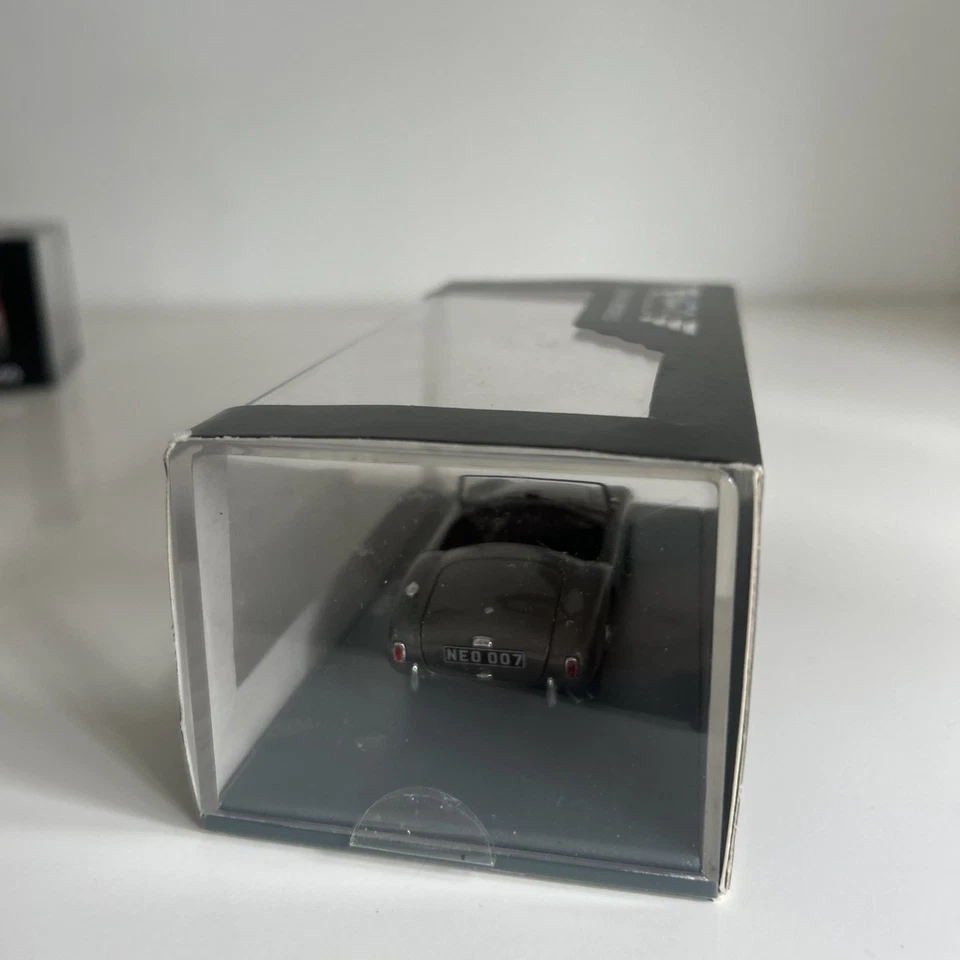 Neo Modelos 1:43 Resina AC Ace Metálico Carbón En Caja Foto 4 de 4