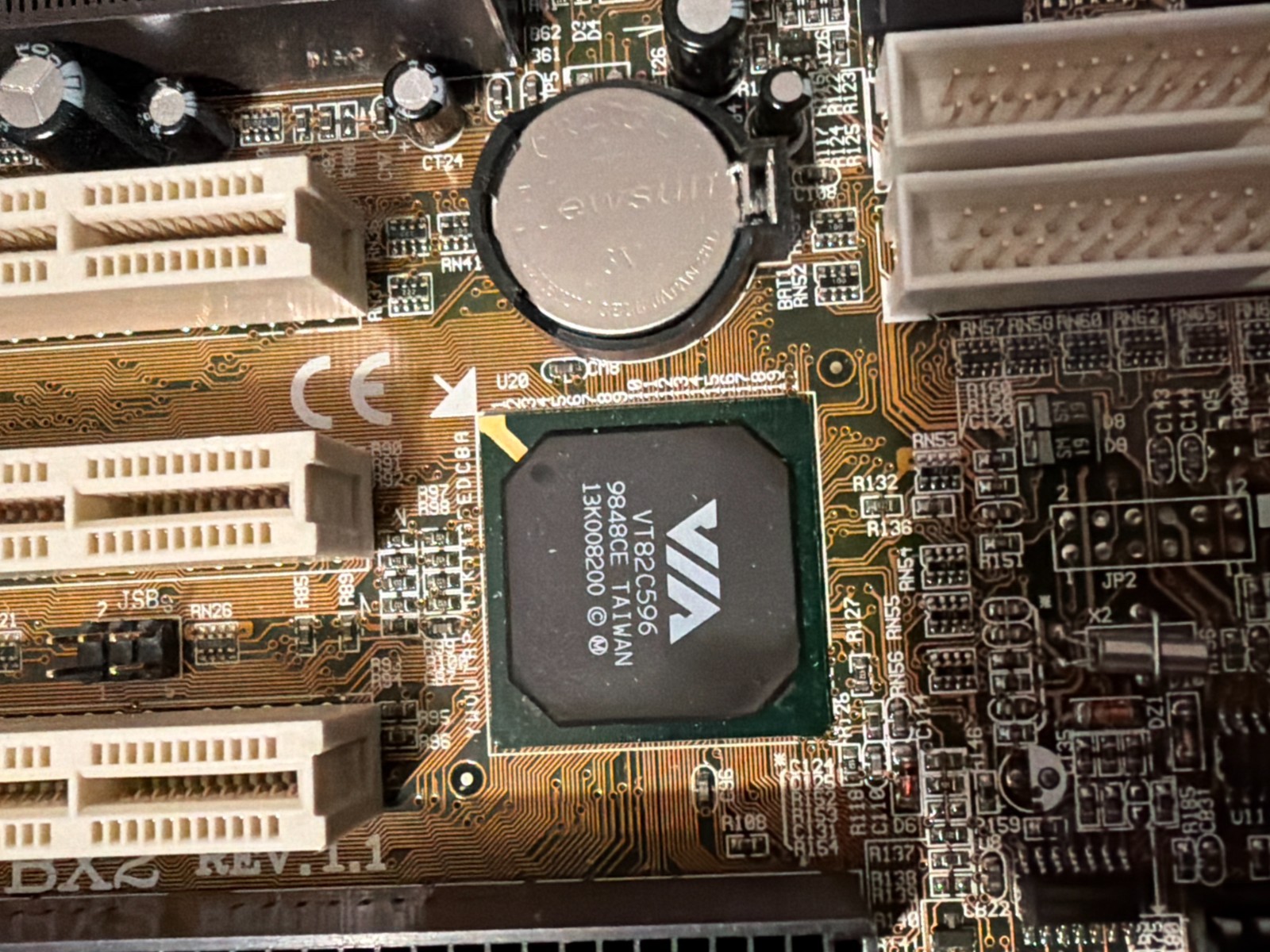 Lucky Star 6VBX2 Rev 1.1 Slot 1 Motherboard VIA Apollo Pro Baby AT NIB