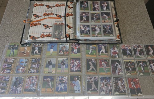 HUGE 280 Card Lot McGwire Sosa Jeter Griffey Topps Upper Deck Rookies + Binder