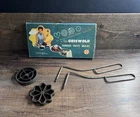 Vintage Griswold Cast Iron 2 Patty Mold /W Handles In Original Box FREE Shipping