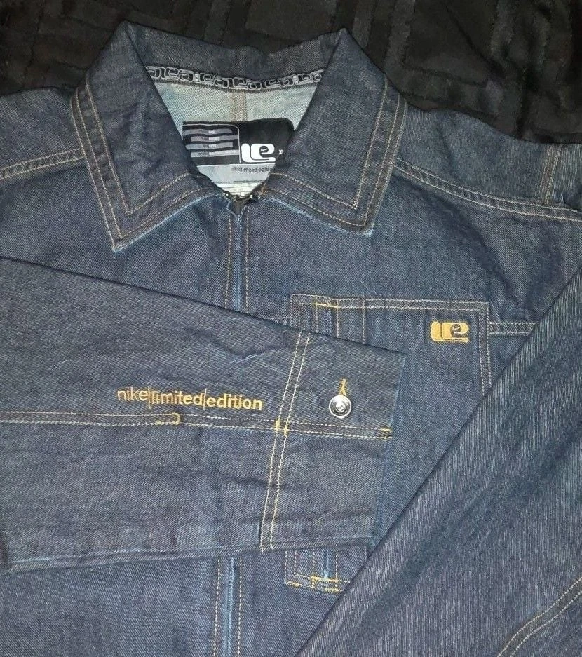 Nike Limited Edition Denim Jacket Size XL Blue image 1