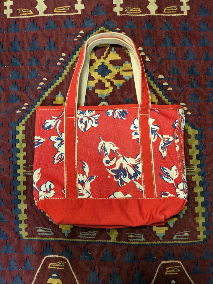 Bolso de Mano Land's End Boat de Lona, Mediano, Patrón Floral Rosa, Bolsillos Interiores Foto 2 de 4