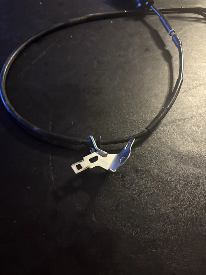 2015 08-17 OEM HONDA CRF250R РЫЧАГ СЦЕПЛЕНИЯ НАСЕЧКА КАБЕЛЬ В СБОРЕ КРЕПЛЕНИЕ - Изображение 2 из 4