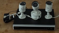 Netzwerk-Video-Recorder + 3 HD-Cameras zur professionellen Video-Überwachung