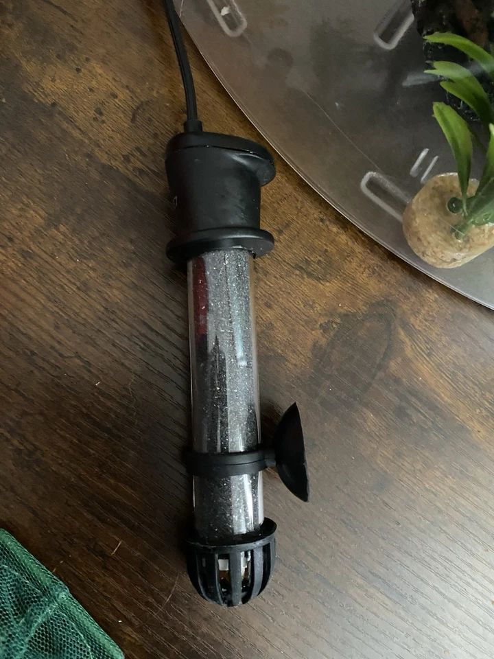 Kit pecera de plástico de 2,5 galones con calentador, filtro y cartuchos y más  Foto 3 de 4