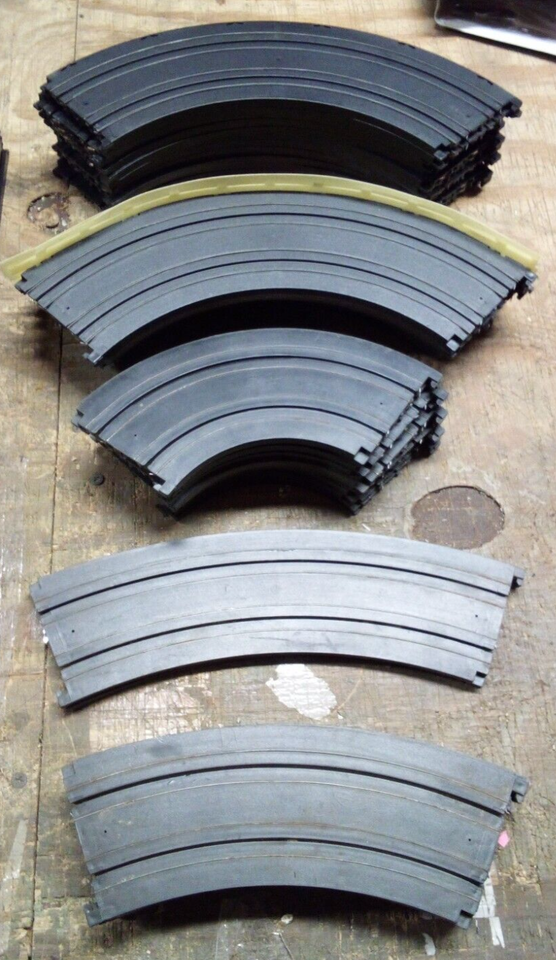 LOT OF 1971 AURORA AFX SLOT CAR TRACK STRAIGHT CURVE HAND TRIGGERS