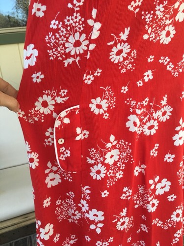 Vintage Shift Dress Red Floral Size 12 Straight Sleeveless White Flowers - Picture 6 of 7