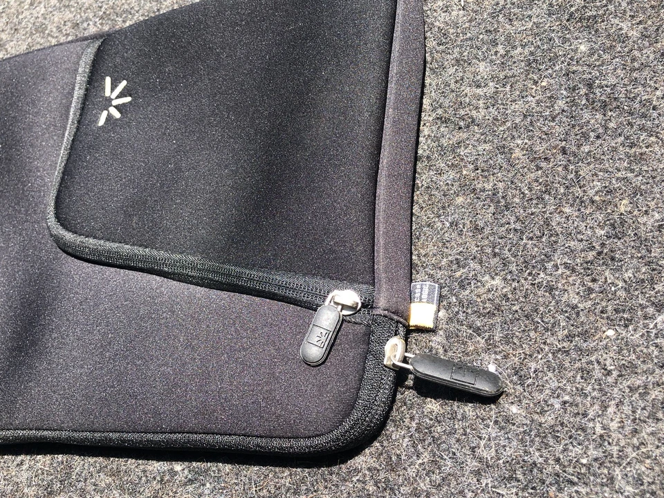 Case Logic - Tablet protective bag - 10.2 inches - Image 3 of 4
