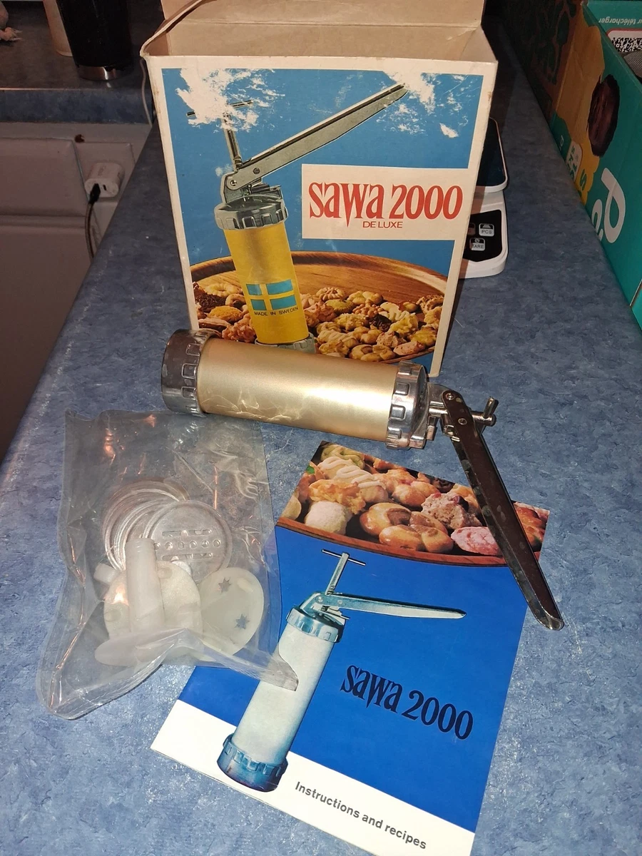 Ancien pistolet décorateur presse biscuits métal luxe Sawa 2000