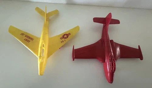 2 Plastic Vintage Airplan Marx Renwal Training F84 Army Thunder Jet F2H2 Banshee