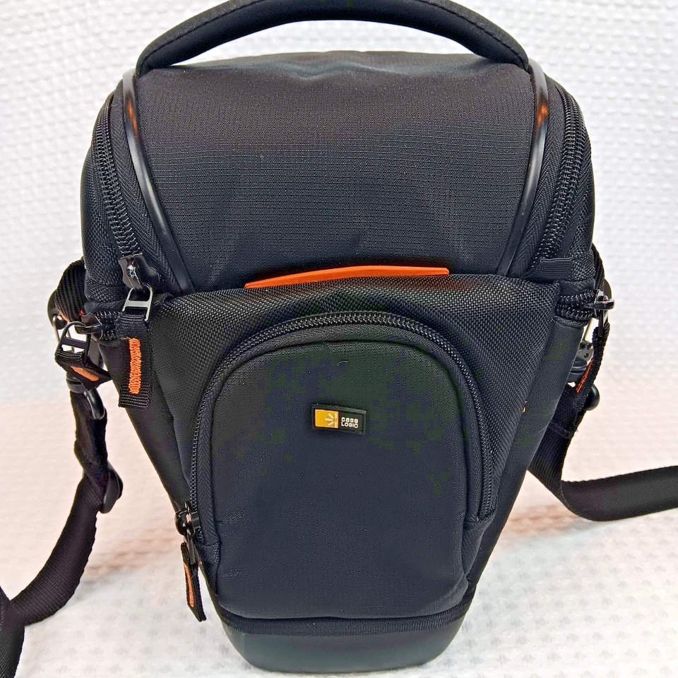Case Logic 120.581 SLR-Suspension-System Camera Bag (Black) - Image 2 of 4