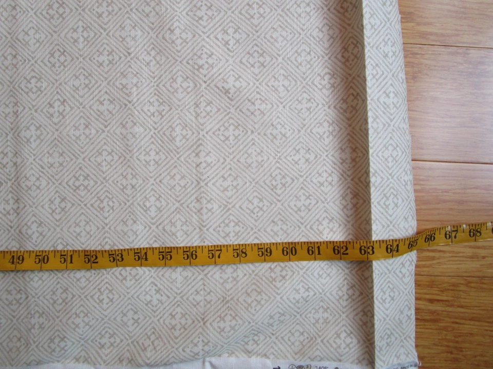 Tela de algodón y lino LAOS de THIBAUT beige tostado geométrico 63" largo x 56" W Foto 4 de 4