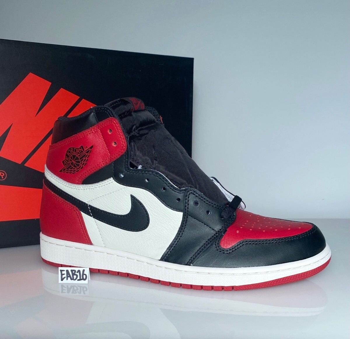 Nike Air Jordan Retro 1 OG High Bred Toe Size 4 Y Gym Red Nike Air Jordan Retro 1 OG High Bred Toe Size 4 Y Gym Red