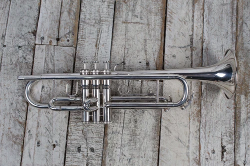 Conn 1050B Trumpet Bb Student Trumpet with Hardshell Case