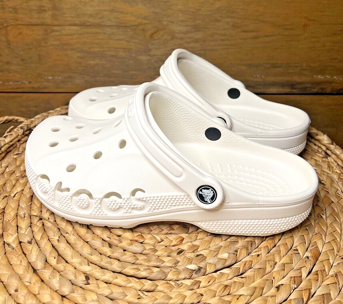 Crocs Unisex-Adult Classic Clogs US Men display picture 1