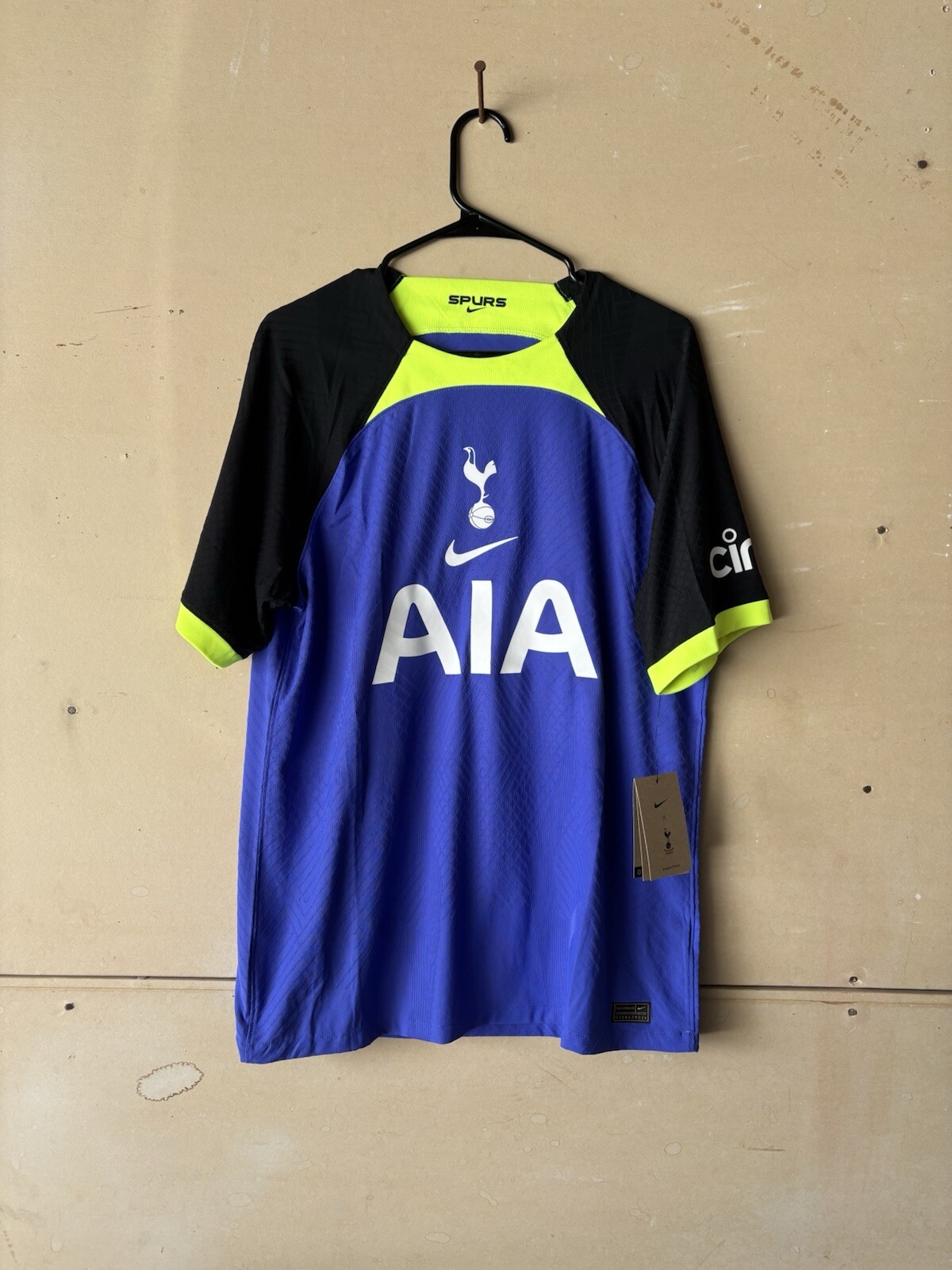 Nike Authentic Tottenham Hotspurs 2022/23 Away Jersey - Size Large