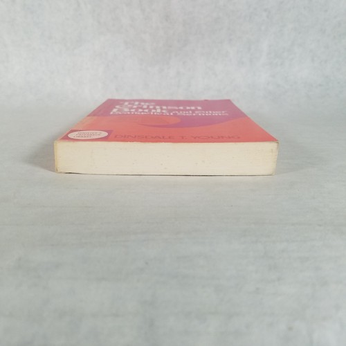 The Crimson Book - Trade Paperback by Dinsdale T. Young - 1974 Printing - Foto 6 di 16
