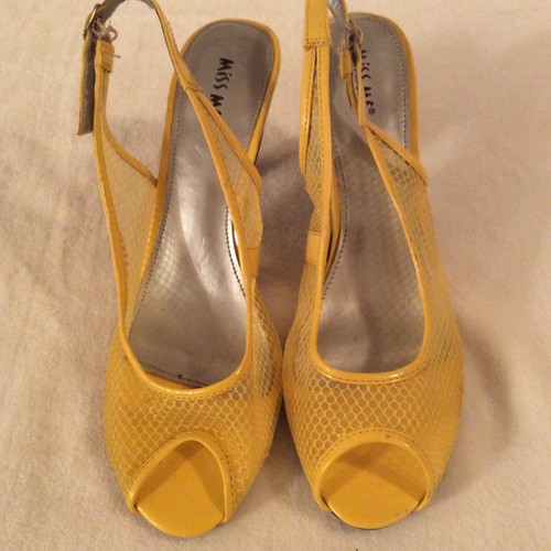 ebay yellow heels