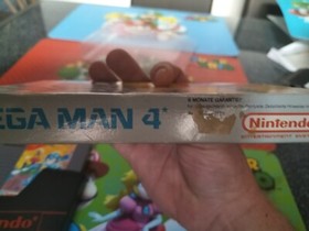 Nintendo NES Spiel Mega Man 4 OVP , Anleitung ,CiB ,Komplett ,Mit Acryl H&uuml;lle ..