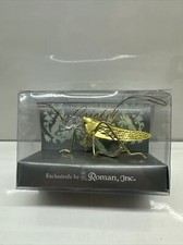 VINTAGE ROMAN INC THE TALE OF THE CRICKET ORNAMENT CRYSTAL GLASS AMD METAL 1999