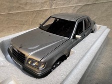 AUTOart 1/18  Mercedes E-Klasse 1995 547793