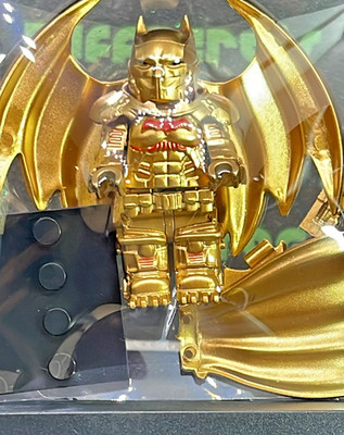 NEW! BRICK MAN LEGO ARMOR MECH WINGED BATMAN (Gold Variant) MiniFigure MINT!