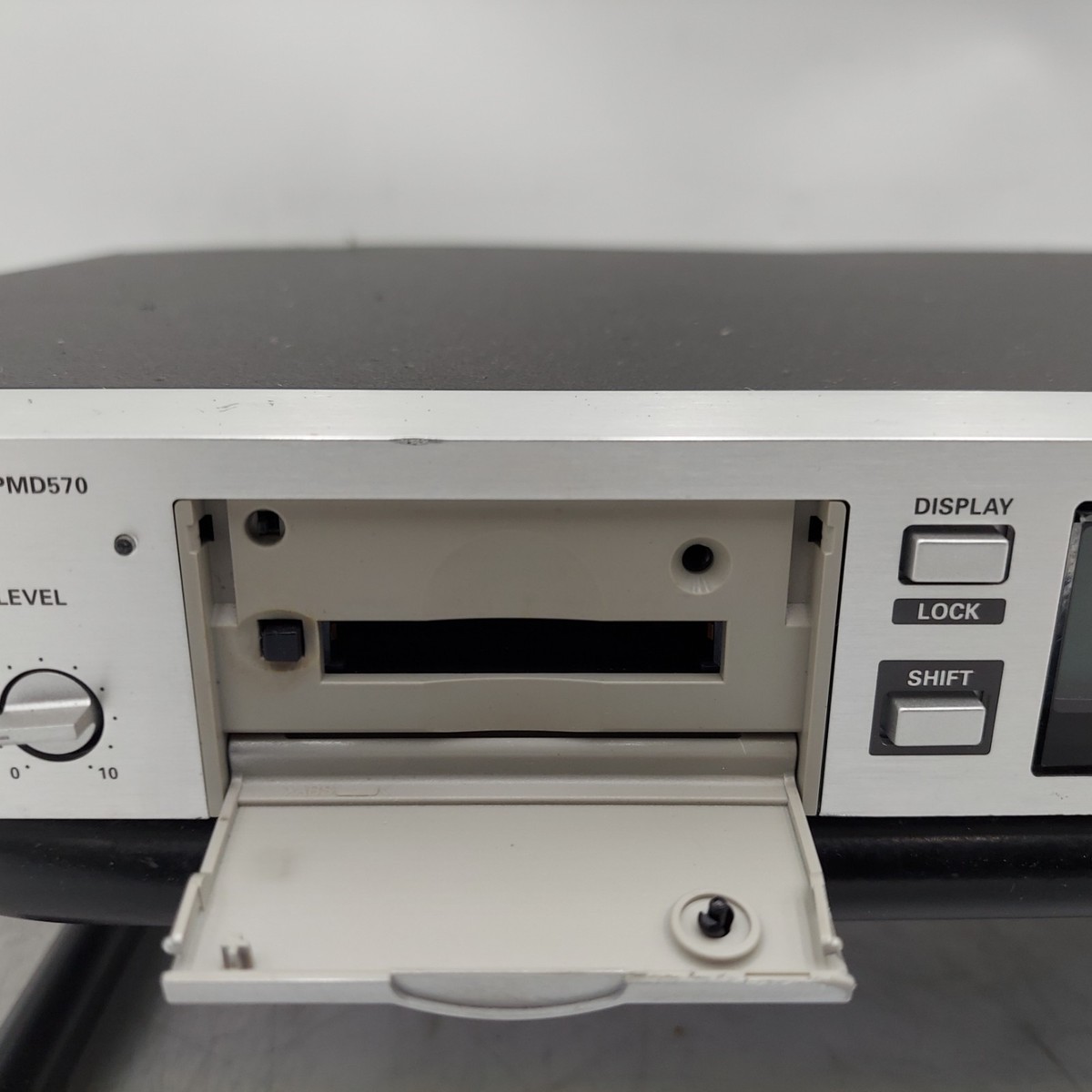 Marantz PMD570 Professional Solid State Rack Mount Recorder