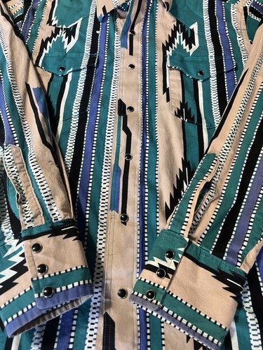 Vintage Wrangler Western Shirt Size 15.5-33 Brushpopper Aztec Geometric 90's - Picture 3 of 4