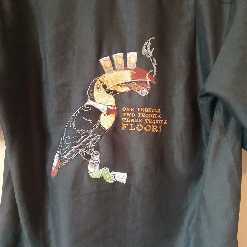 Caribbean Men's Black Toucan Cigar Tequila Short Sleeve Button-Down Shirt Med  - Image 2 of 4