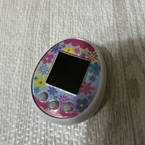 Bandai Tamagotchi Meets Pastel Ver. Gioco per animali virtuali bianco - Foto 2 di 6