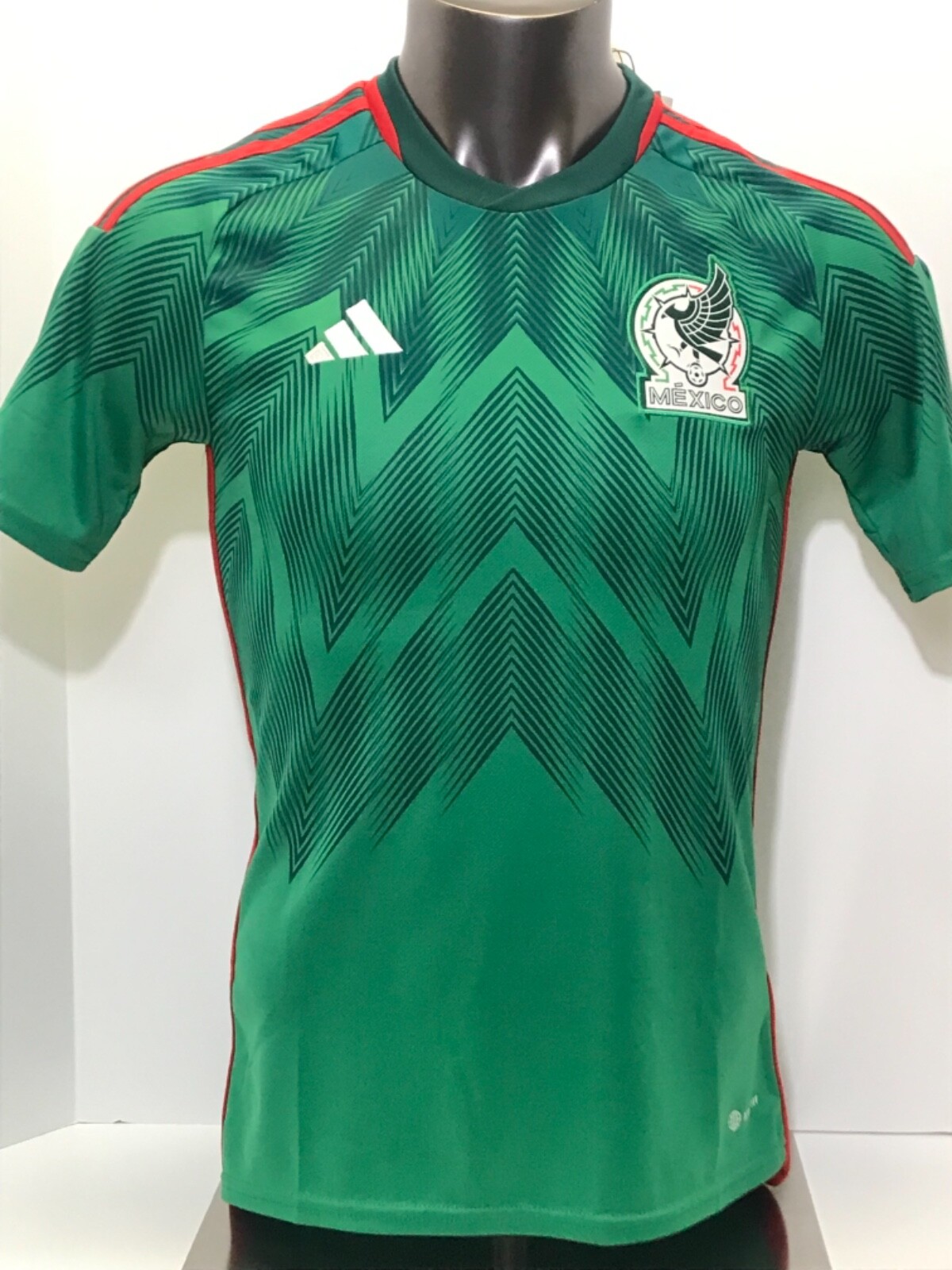 NEW ADIDAS MEN'S HOME MEXICO JERSEY FIFA WORLD CUP 2022. SIZE: S, M, L, XL.